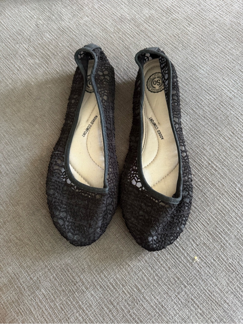 comfort plus by Predictions Black Lace Slip-On Flats